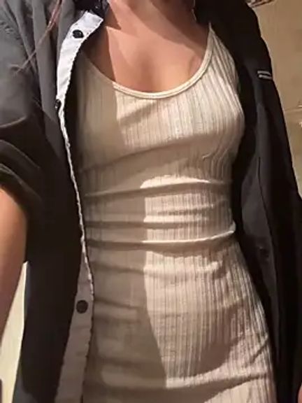 Emily_Clark1