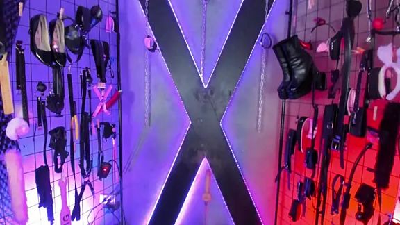 Cinthia_Iris_BDSM