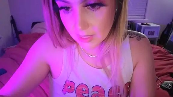 Magentavixen21
