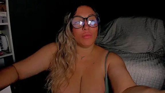 CumOnMy_Tits