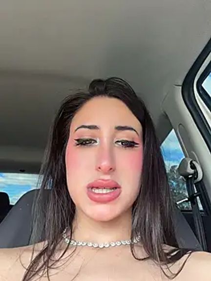 MiaFoxie_