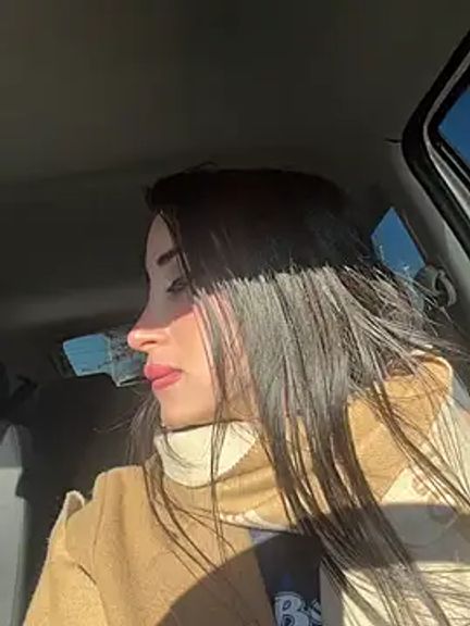 MiaFoxie_