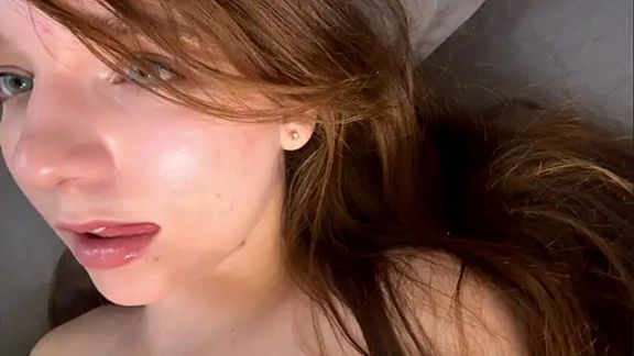 Kissme_Kira