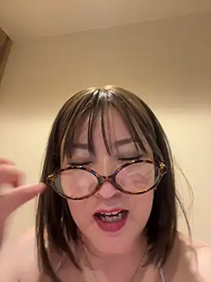 Mitsuco_surflady