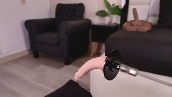 Mia_gag_
