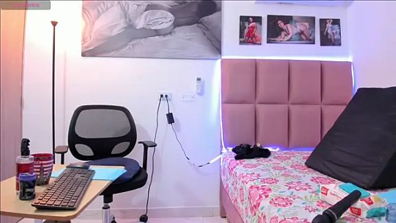 Samantha_Claus1