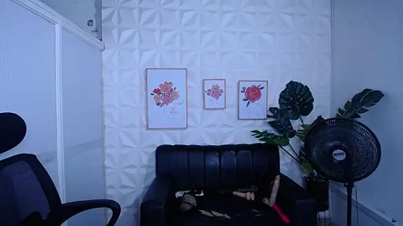 Valentinaa_mature
