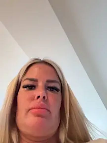 Juliaboobqueen