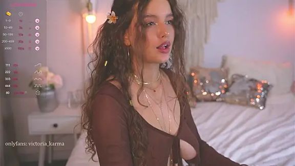Victoria_Karma