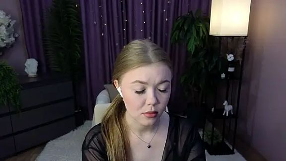 BlondeLina