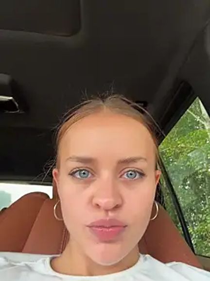AngelinaTeller