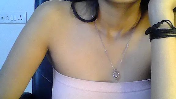 Hot_Deepansi02