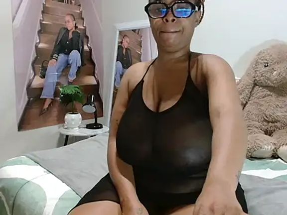 Saggy_areola95