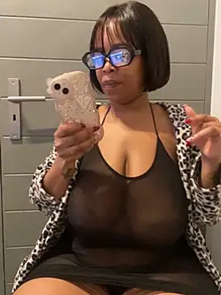 Saggy_areola95