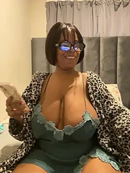 Saggy_areola95