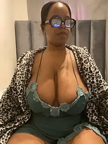 Saggy_areola95