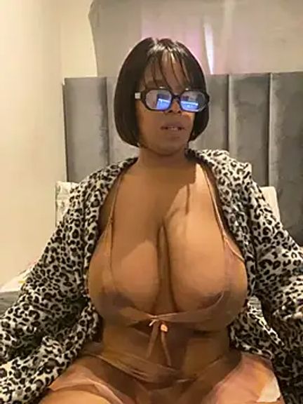 Saggy_areola95