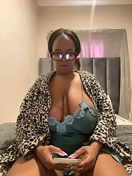 Saggy_areola95