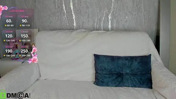 Niktoria_Shy