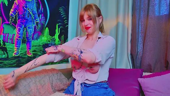_Alison__