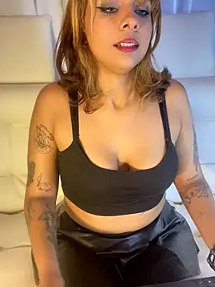 LeylaKnox