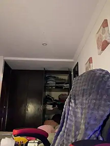 Zoe_Lennoxx