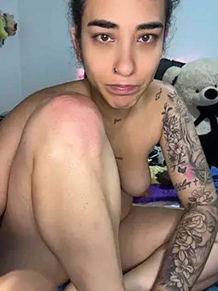 Melina-54