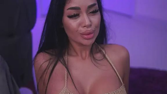 LatinaMorene