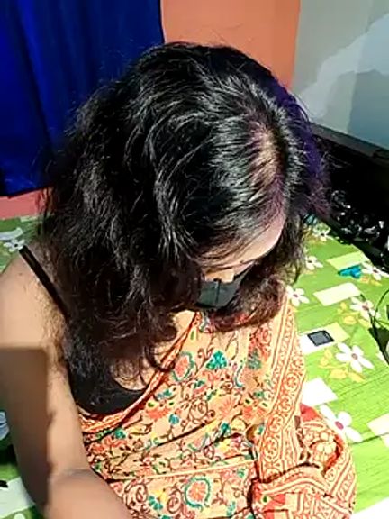 Lena_mahiyaa