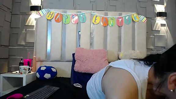 Chloe16_