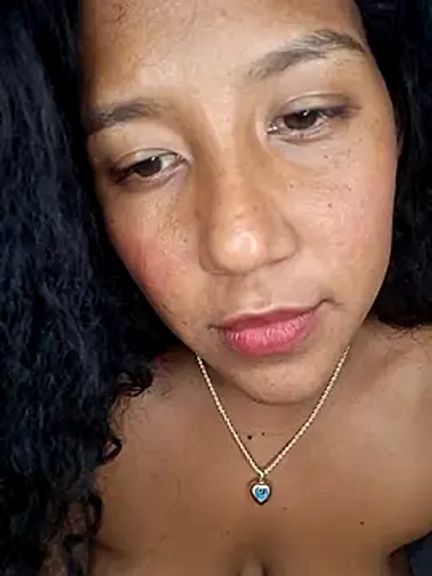 emily_fox01