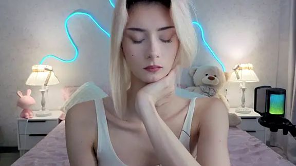 kittysocutie
