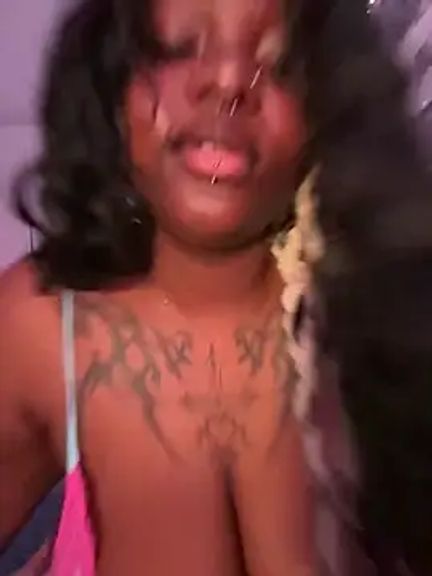 Nyla_xox