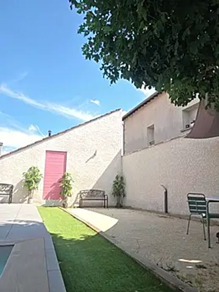 JuneLaFrenchie