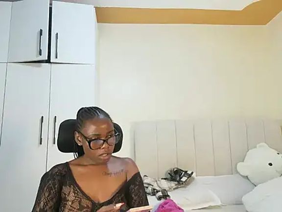 chloe_desire1