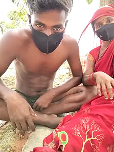 Village_Couples77