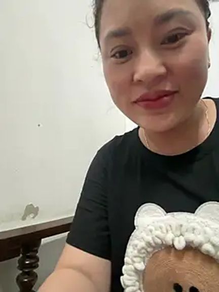 Lina-Naughty