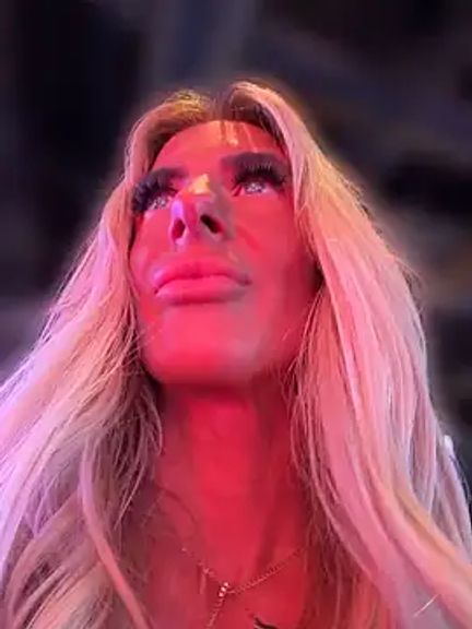 blondiluvsanal