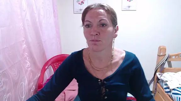 juliachannelhot