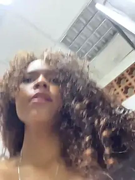 CurlyOopsieXXX
