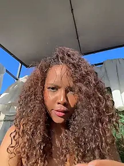 CurlyOopsieXXX