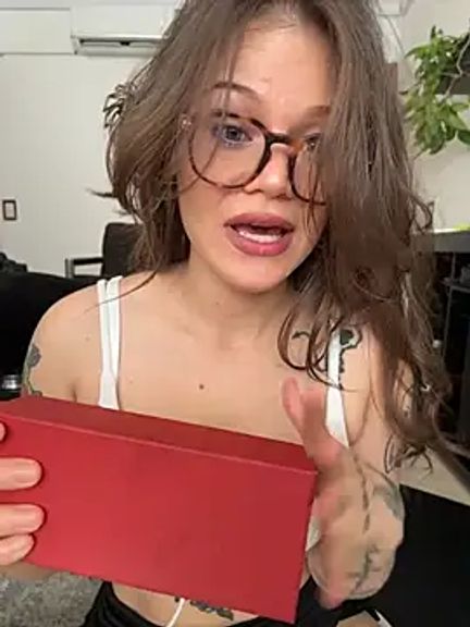 Tallulah_Kinky