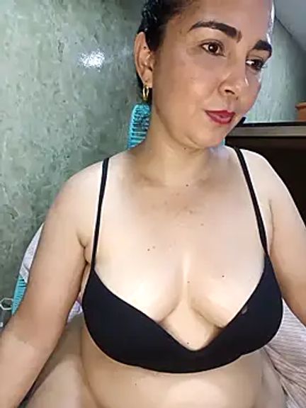 Emily_Divi69