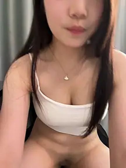 L7D8521