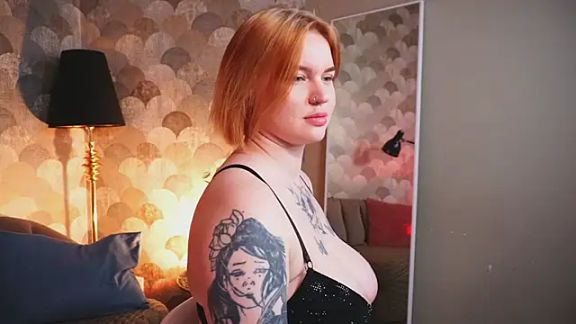 Naomi_Hotter