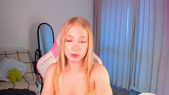 Eva_Davi