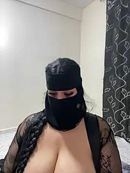 mari_layali