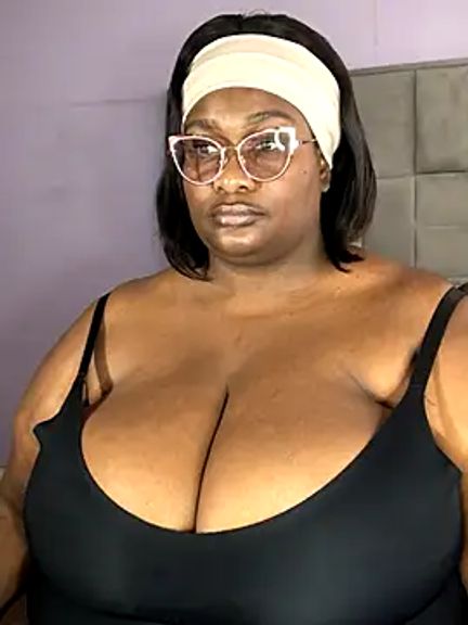 bustytitsxxx