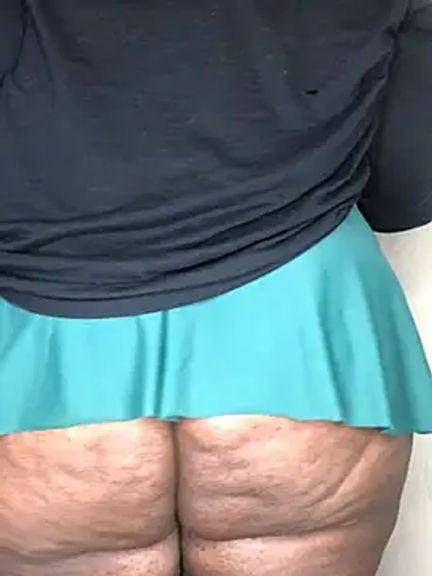 bustytitsxxx