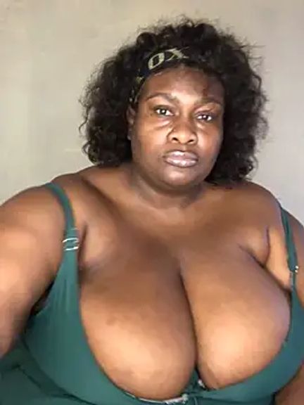 bustytitsxxx